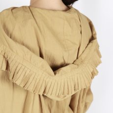 画像13: tumugu: ふわふわコットンフリルフードプルオーバー2色 (13)