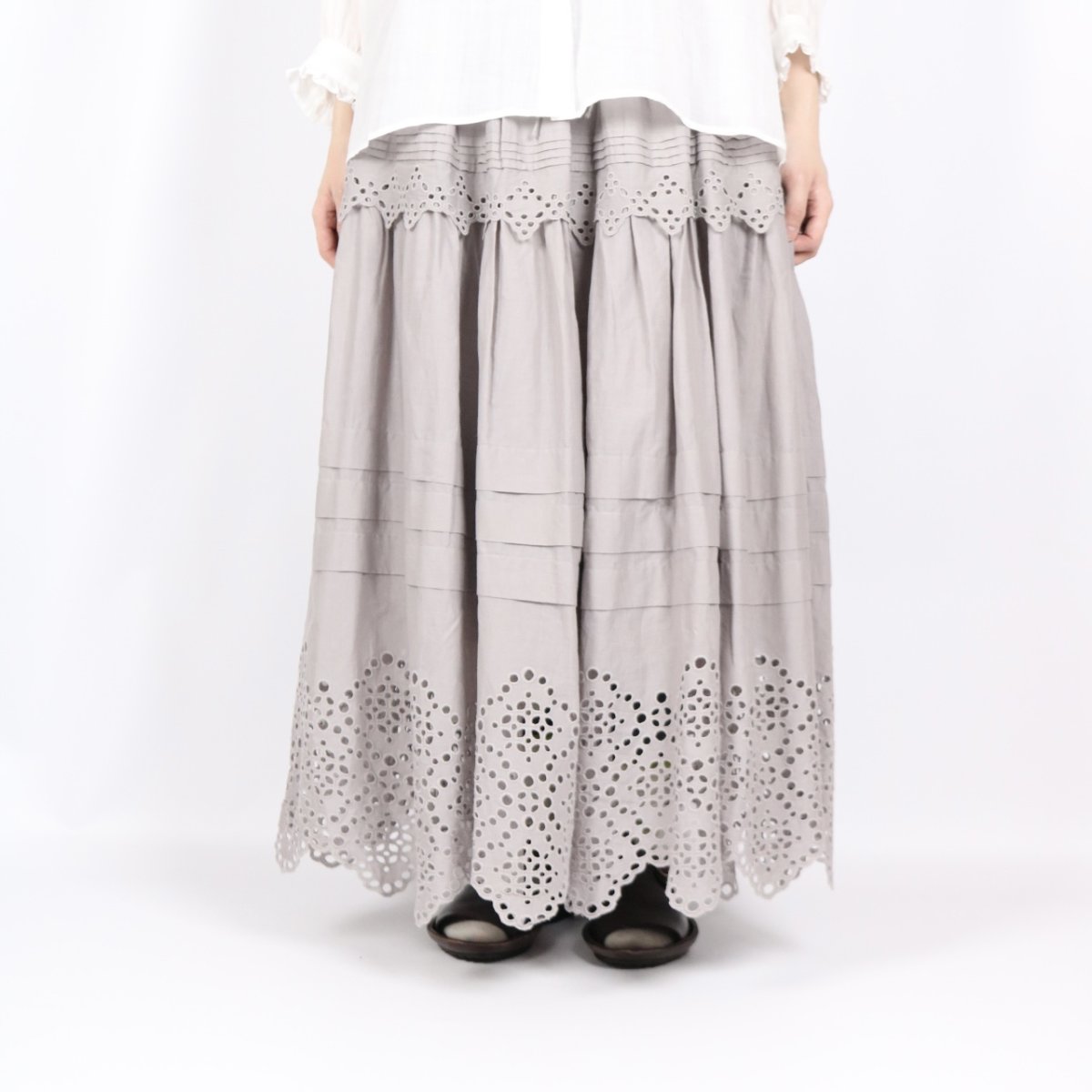 画像14: 20%OFF SALE!  tumugu:  カットワークレース　スカート　3色 (14)