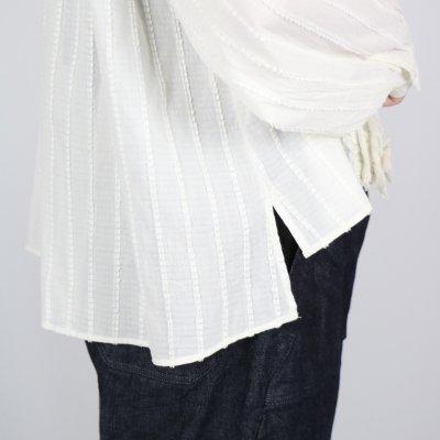 画像1: tumugu: ストライプフリンジドビーブラウス IVORY