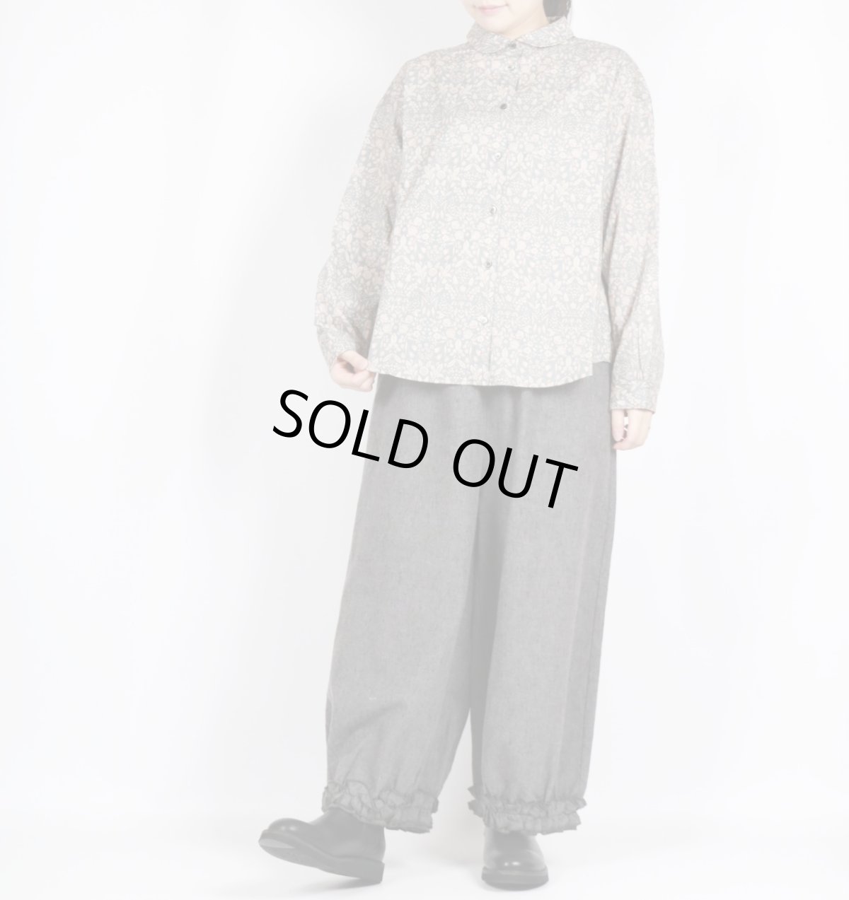 画像9: bluewillow コットン平織り無地起毛裾フリルパンツ 3色 (9)