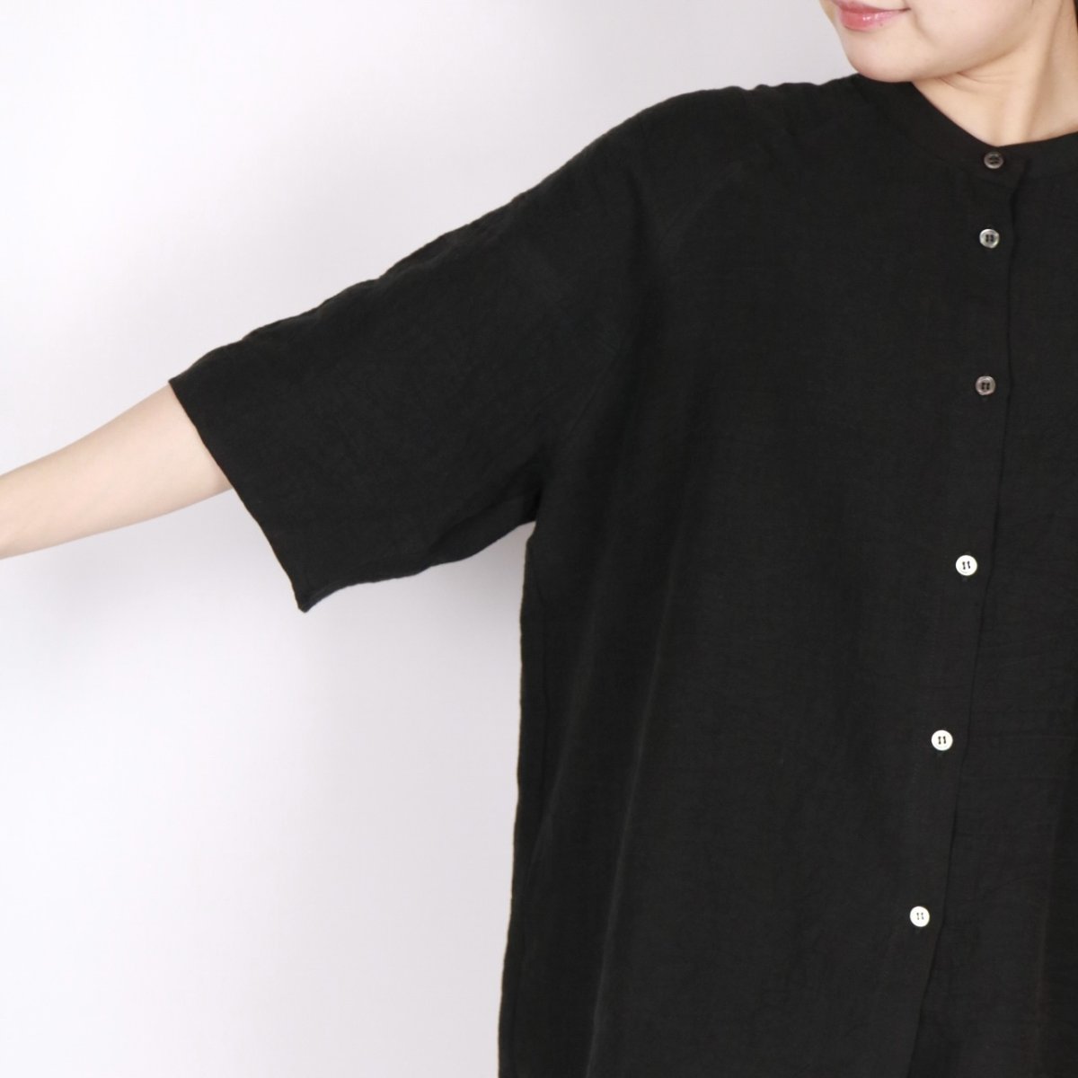 画像20: nachukara  東炊きリネン バンドカラーブラウス  2色 (20)