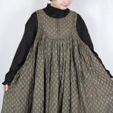 画像6: maison de soil  80s COTTON VOILE FLOWER BLOCK PRINT RAJASTHAN TUCK GATHERED NO/SL QUILTING DRESS 2色 2サイズ (6)