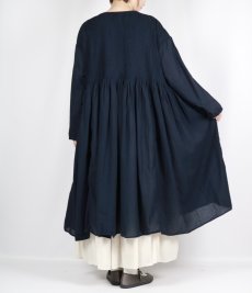 画像27: maison de soil 80s ORGANIC COTTON SMALL CHECK&VOILE PLAIN(OVER DYE) CREW NECK BUTTON SHIRT MAXI DRESS WITH PINTUCK 2色 (27)