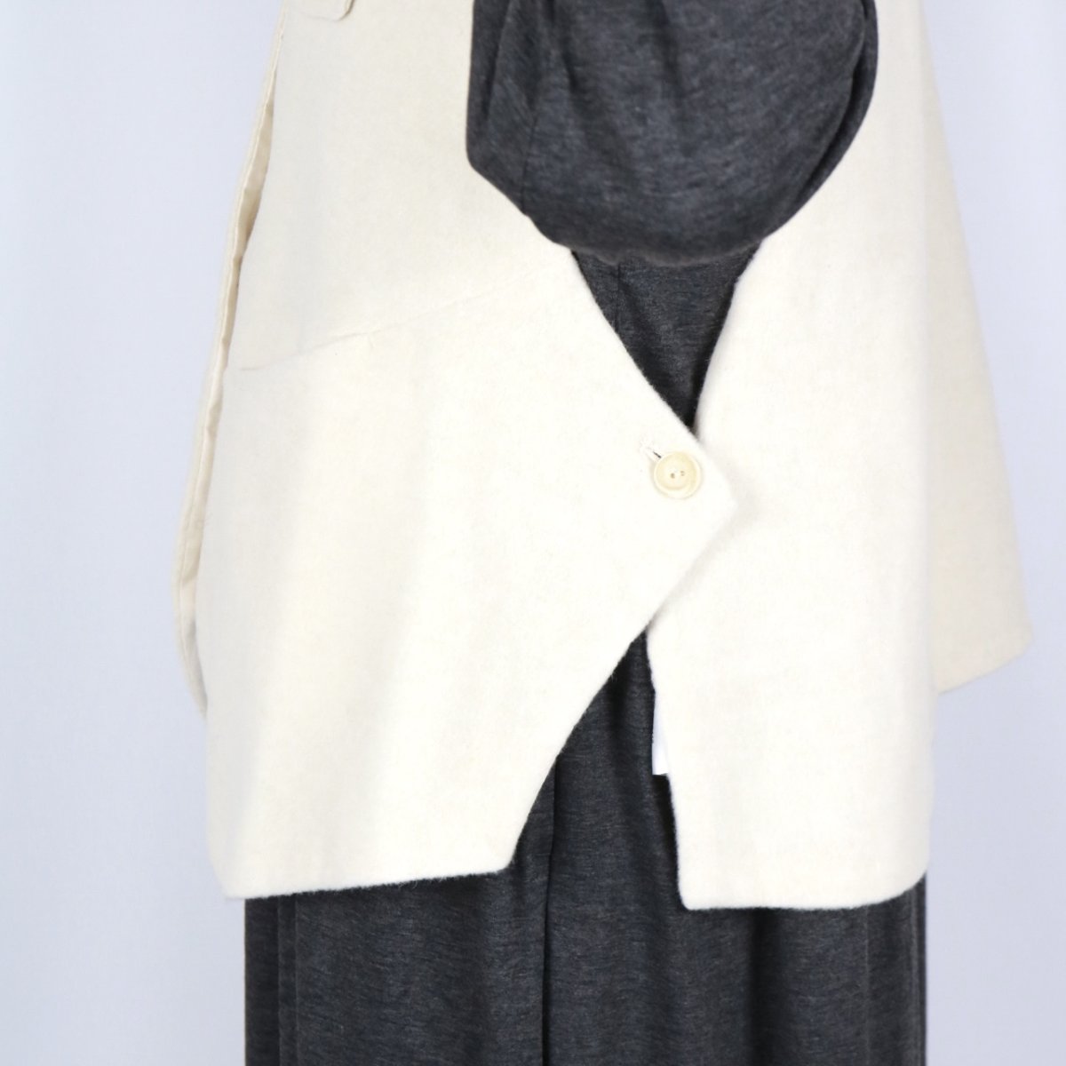 画像11: tumugu: エコウールモッサベスト 3色 (11)