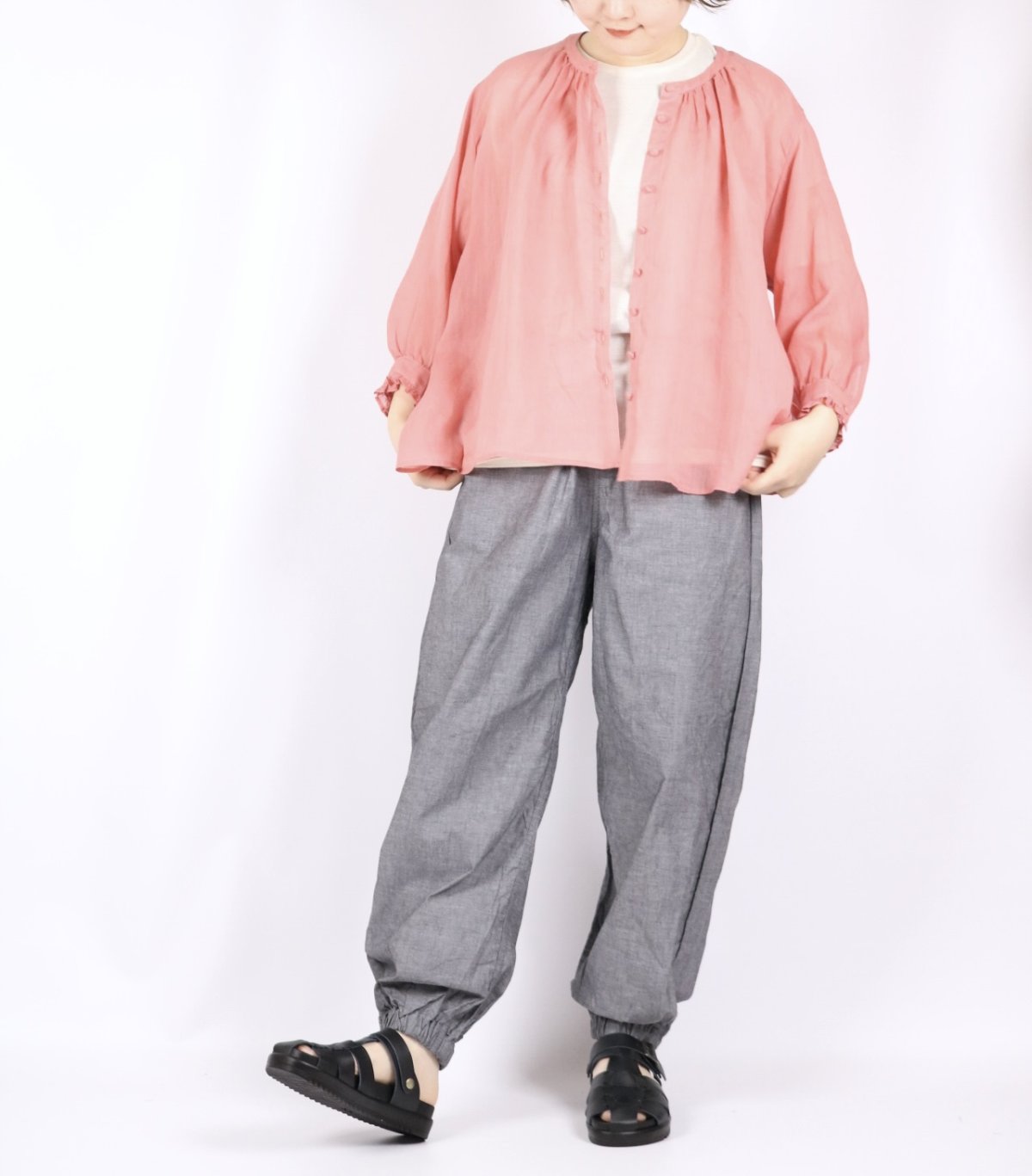 画像16: LUEUF　袖フリル ギャザーシャツ　3色 (16)