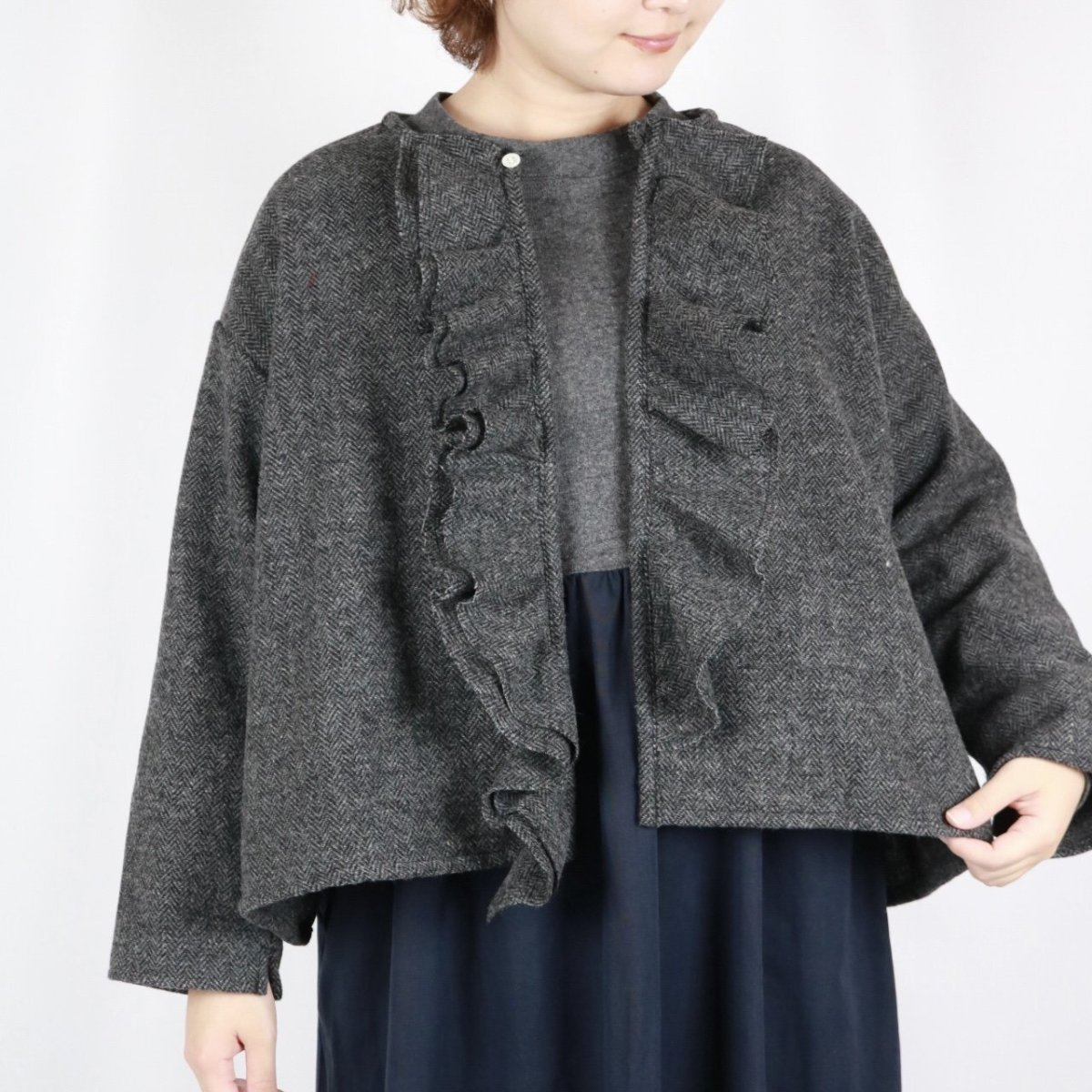 画像10: LABOLATORY  TWEED QUIET FRILL BLOUSE  2色 (10)