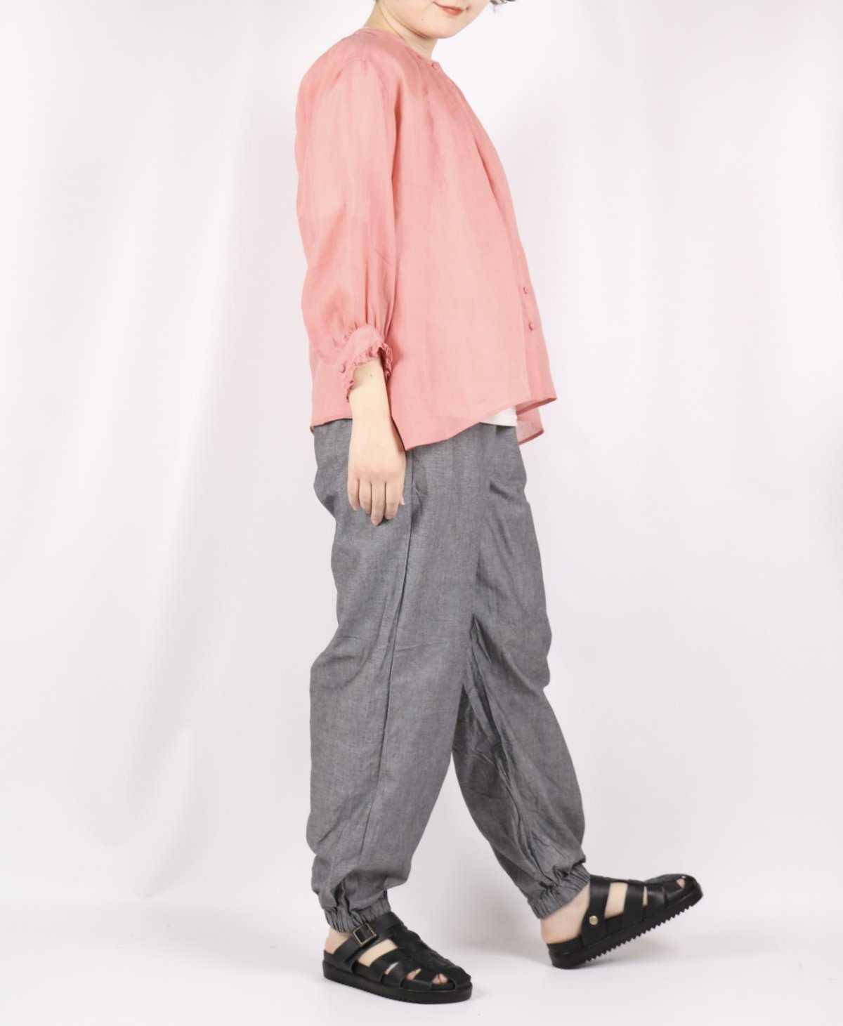 画像9: LUEUF　袖フリル ギャザーシャツ　3色 (9)