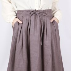 画像7: tukuroi リネンコットンツイル タックスカート　2色 (7)
