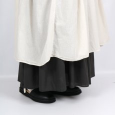 画像14: maison de soil 80s ORGANIC COTTON SMALL CHECK&VOILE PLAIN(OVER DYE) CREW NECK BUTTON SHIRT MAXI DRESS WITH PINTUCK 2色 (14)