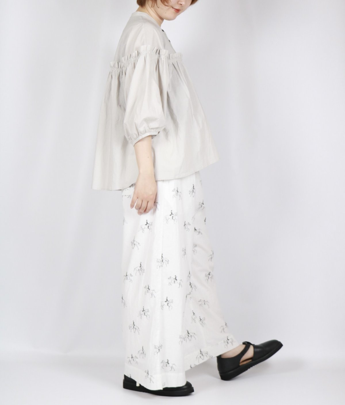 画像29: 20%OFF SALE! LUEUF  ギャザーシャツ 3色 (29)