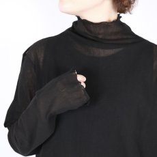 画像17: tumugu: コットンチュールハイネックロングTシャツ 3色 (17)