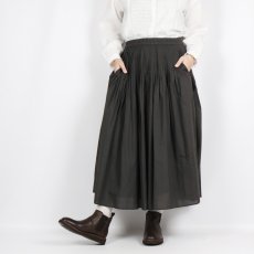 画像3: maison de soil     60s ORGANIC CAMBRIC PLAIN PINTUCK FLARED SKIRT 　2色　２サイズ (3)