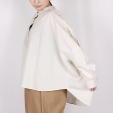 画像2: DIARIES   バック‪ギャザー ワイドシャツ  LIGHT BEIGE (2)
