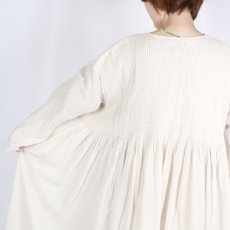 画像22: maison de soil 80s ORGANIC COTTON SMALL CHECK&VOILE PLAIN(OVER DYE) CREW NECK BUTTON SHIRT MAXI DRESS WITH PINTUCK 2色 (22)