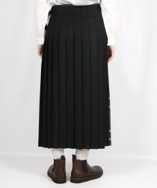 画像20: O'NEIL OF DUBLIN  WORSTED WOOL PATCHWORK LOW WAIST PLEATS WRAP SKIRT LENGTH 80cm (WITH PIN)  2柄 (20)