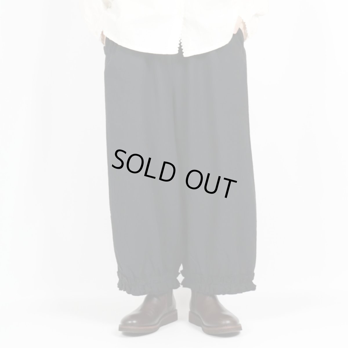 画像1: bluewillow コットン平織り無地起毛裾フリルパンツ 3色 (1)