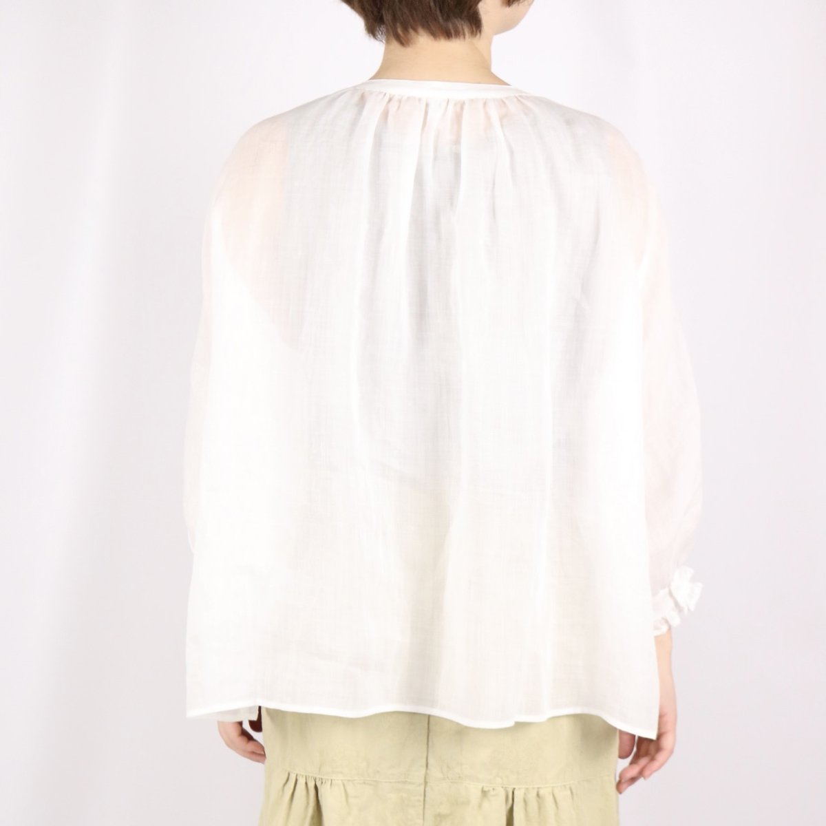 画像24: LUEUF　袖フリル ギャザーシャツ　3色 (24)