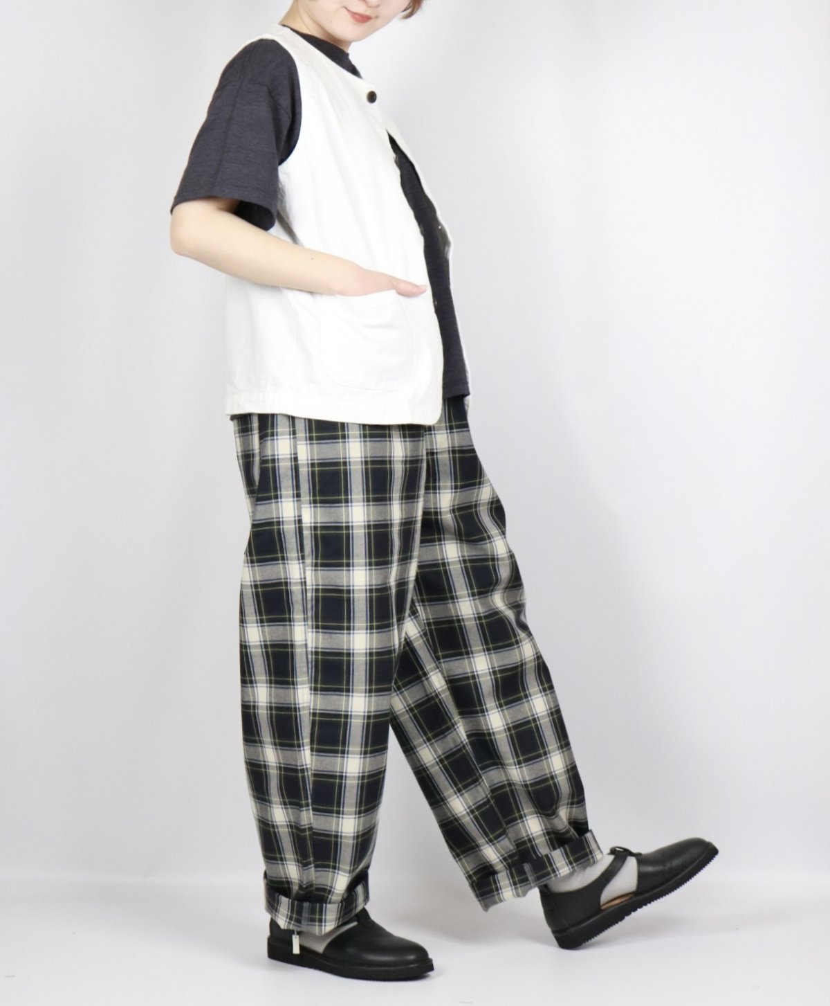 画像16: NARU 8ozムラデニムフロントボタンベスト　4色 (16)