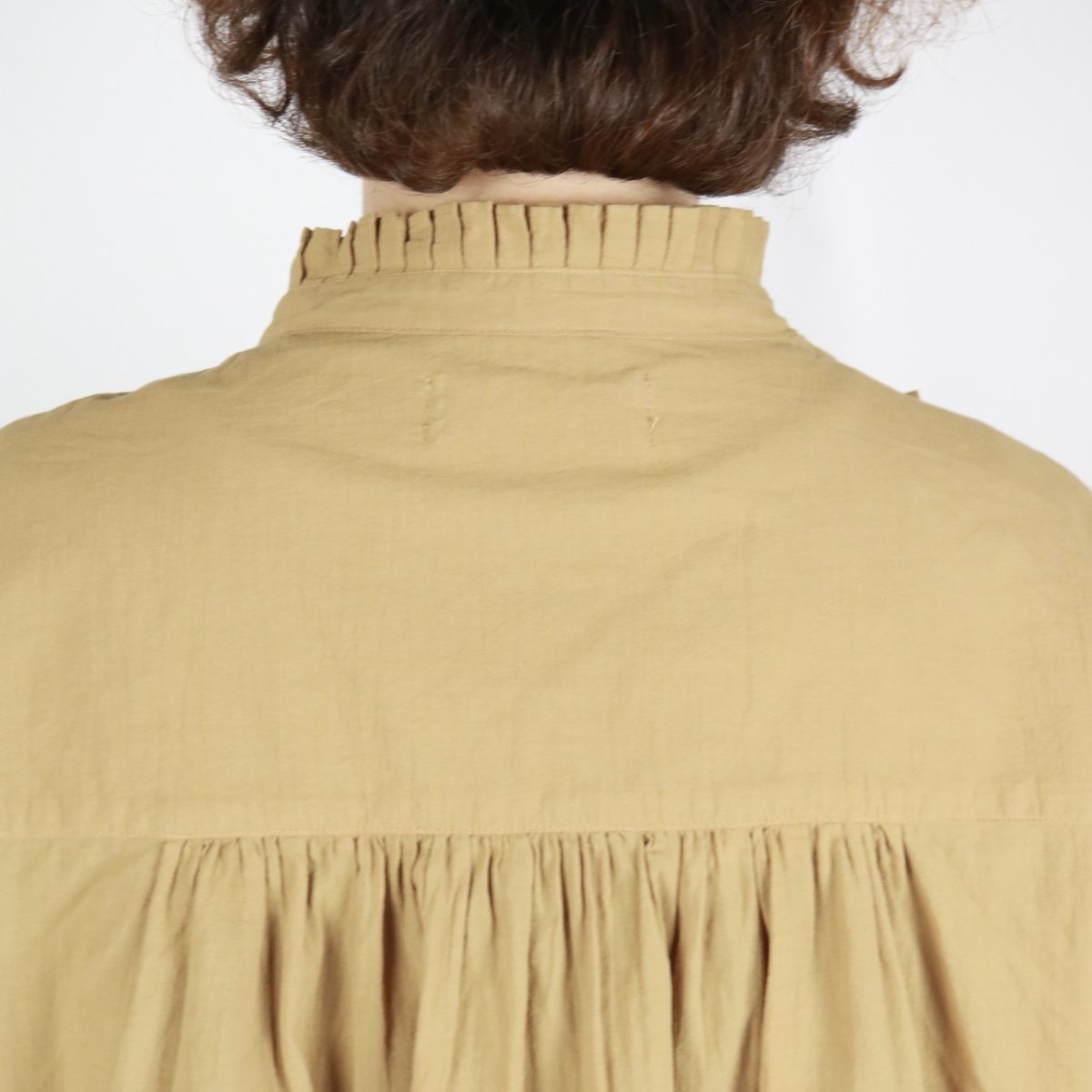 画像25: tumugu: ふわふわコットンタックフリルブラウス 2色 (25)