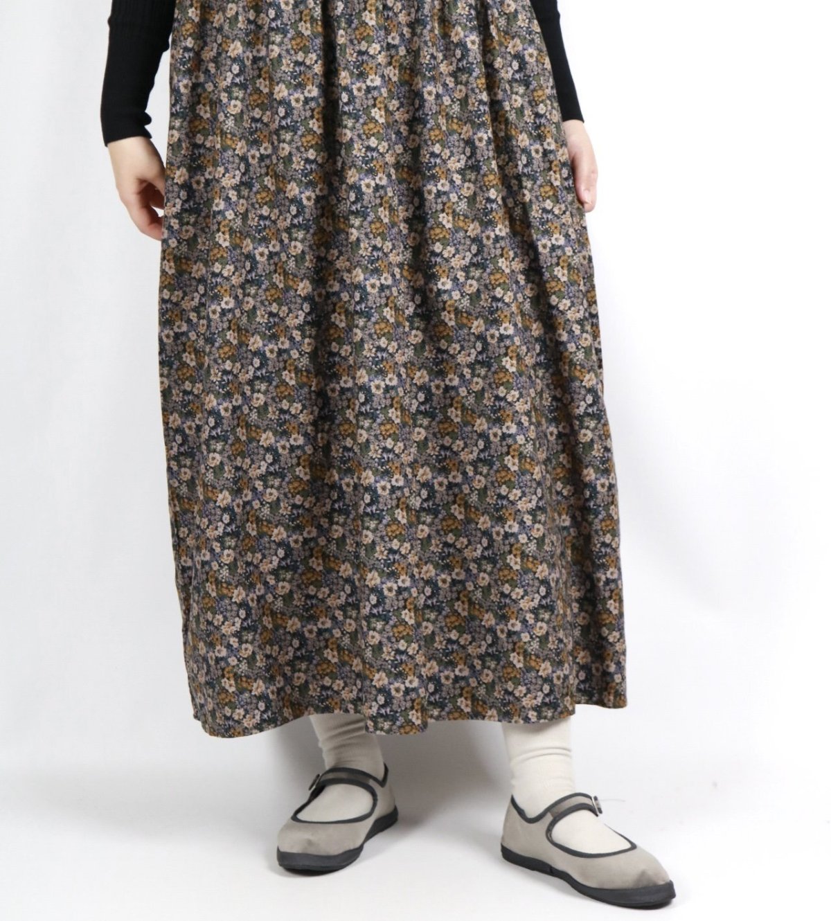 画像16: NARU 30ビエラベタ小花柄キャミワンピース　2色 (16)