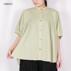 画像2: LUEUF   バンドカラー ギャザーシャツ  2色 (2)