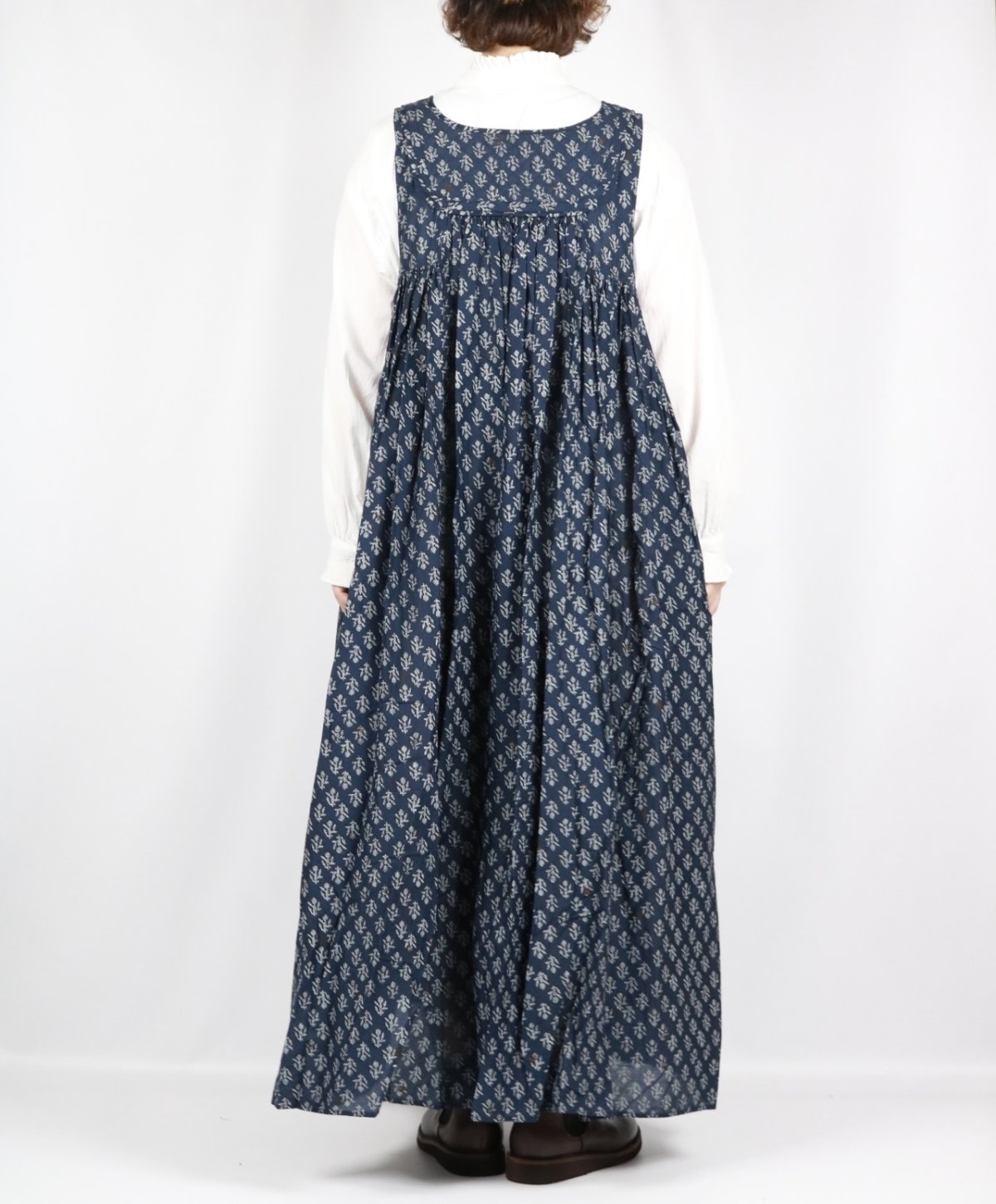 画像27: maison de soil  80s COTTON VOILE FLOWER BLOCK PRINT RAJASTHAN TUCK GATHERED NO/SL QUILTING DRESS 2色 2サイズ (27)