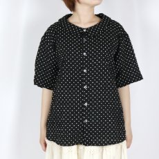 画像13: NARU 80ローンリップルシンプルドット ワイドカラーシャツ 2色 (13)