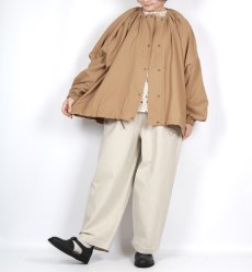 画像4: LUEUF GATHER NECK WIDE BLOUSON 2色 (4)