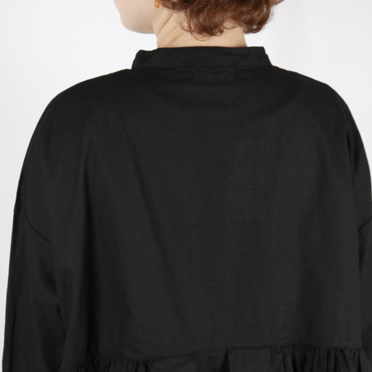 画像23: tukuroi 製品染め 綿麻平織 レイヤードブラウス 2色 (23)