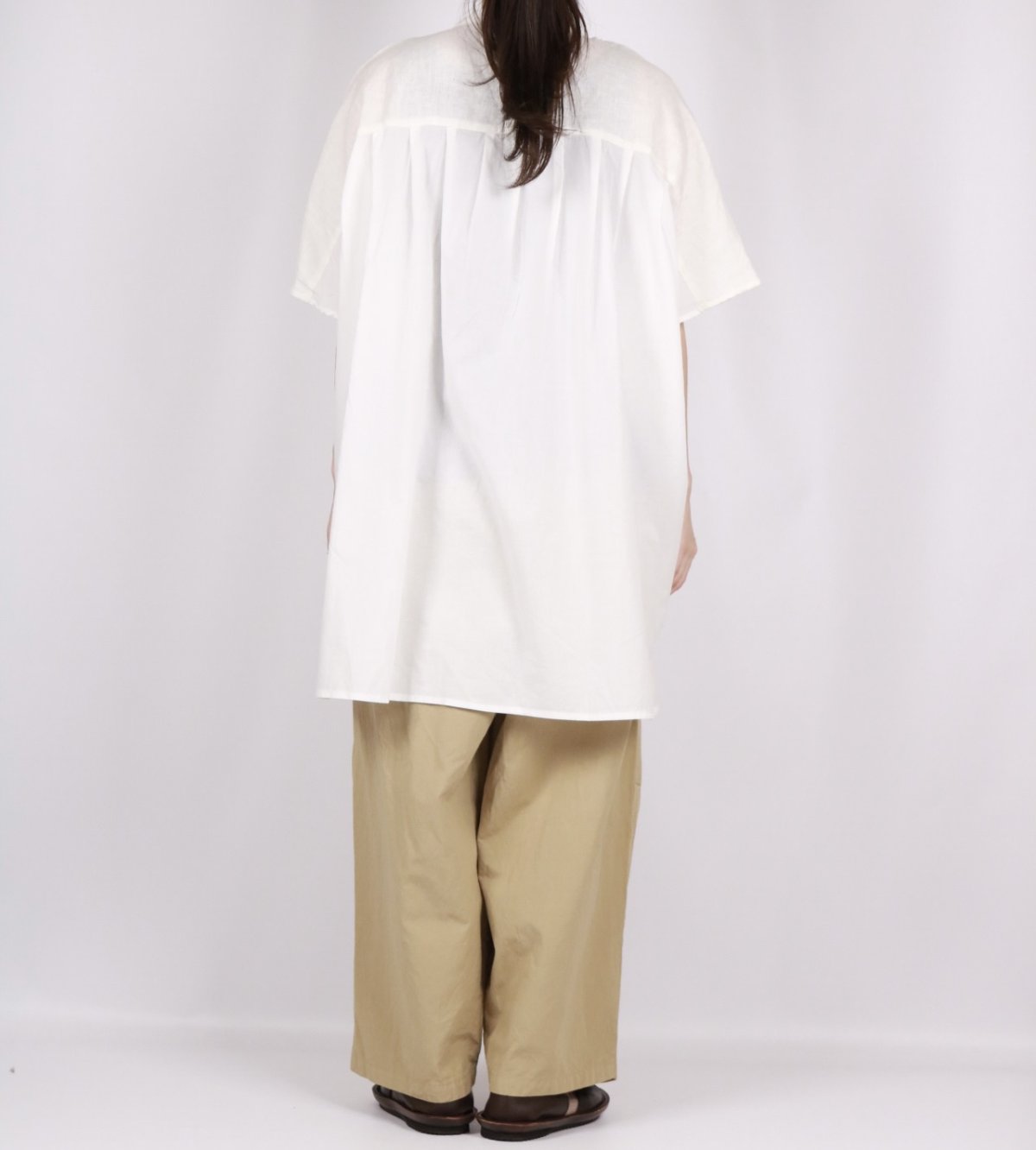 画像22: blue willow  リネン後ろ別布切り替え チュニック　2色 (22)