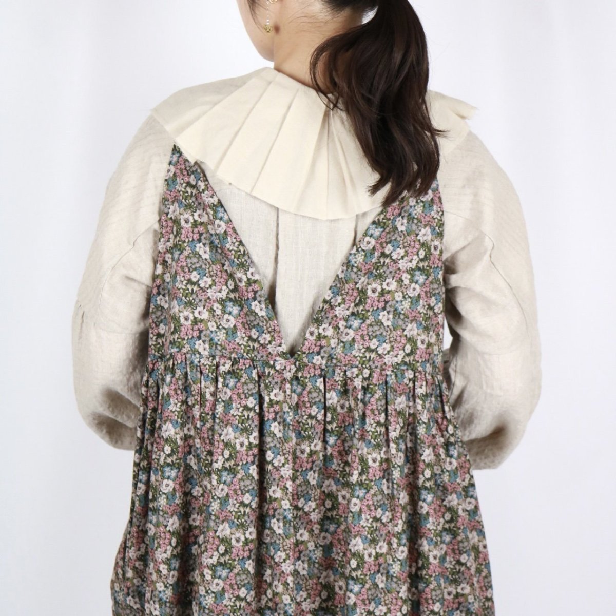 画像21: NARU 30ビエラベタ小花柄キャミワンピース　2色 (21)