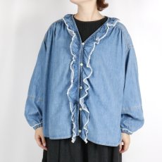 画像4: tumugu: ライトオンスデニムフリルブラウス 2色 (4)