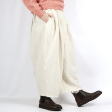 画像10: ROBE de PEAU　Camille ウールタックパンツ　3色 (10)
