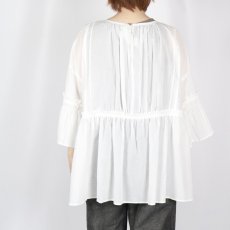 画像4: 【6月17日12:00までの期間限定販売】Nina Niina swing gather pullover 2色 (4)