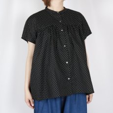 画像2: DIARIES   DOT GATHER BLOUSE  2色 (2)