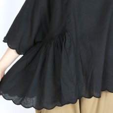 画像17: tumugu:　スカラップ刺繍 コットンリネンボイル 5分袖プルオーバー　3色 (17)