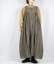 画像13: maison de soil  80s COTTON VOILE FLOWER BLOCK PRINT RAJASTHAN TUCK GATHERED NO/SL QUILTING DRESS 2色 2サイズ (13)