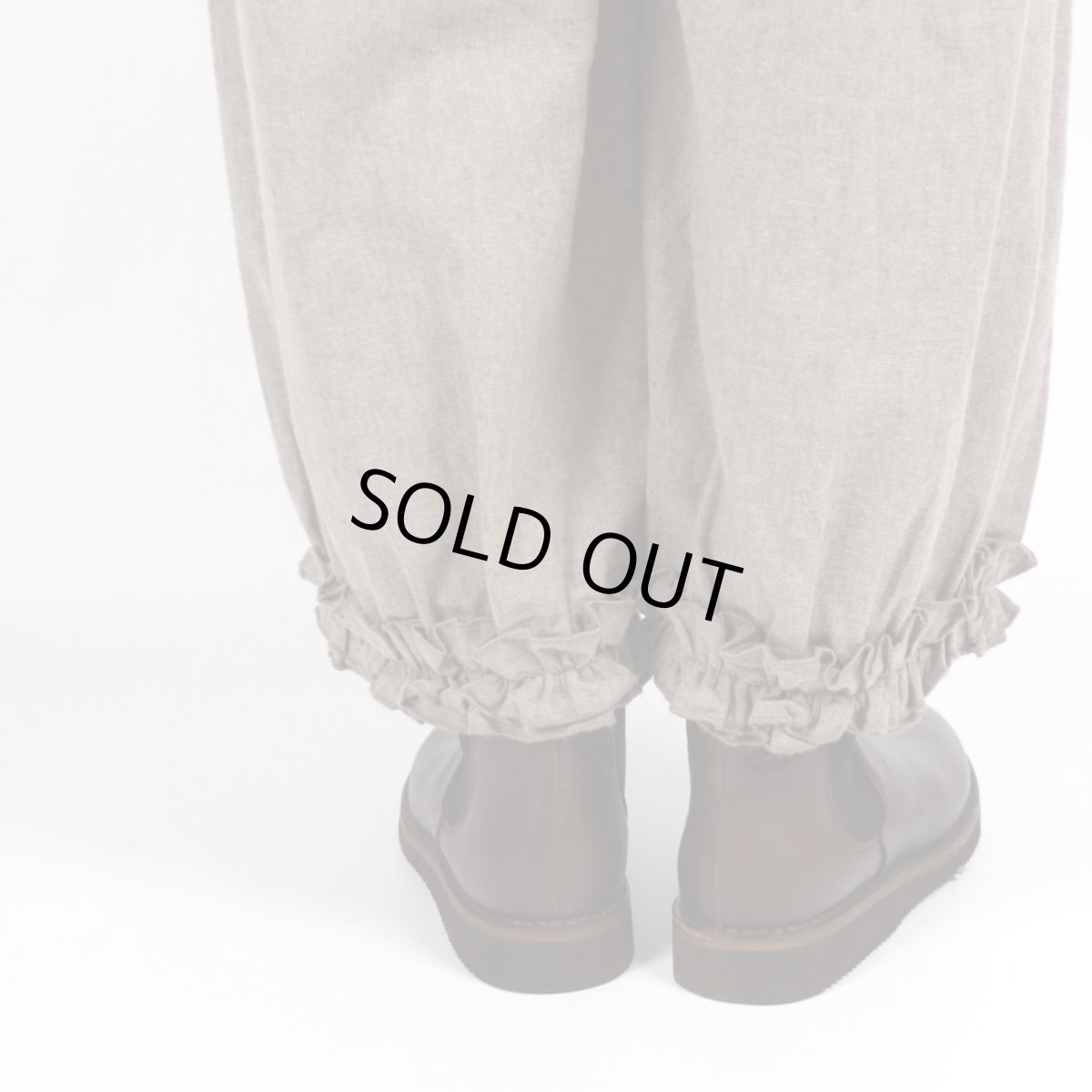 画像20: bluewillow コットン平織り無地起毛裾フリルパンツ 3色 (20)