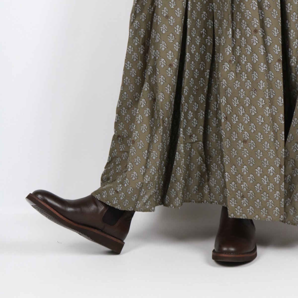 画像19: maison de soil  80s COTTON VOILE FLOWER BLOCK PRINT RAJASTHAN TUCK GATHERED NO/SL QUILTING DRESS 2色 2サイズ (19)