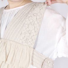 画像29: tumugu;  ハンドスモッキングコットンポプリン2wayベスト 3色 (29)