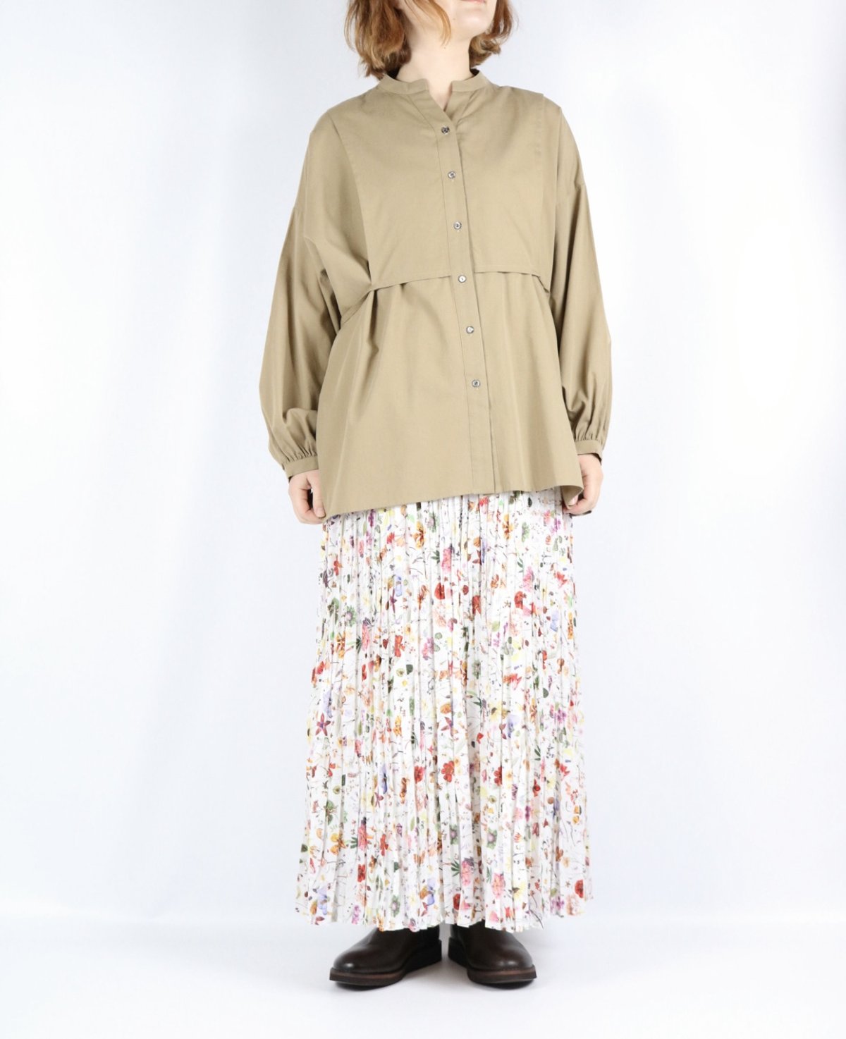 画像6: 40%OFF SALE!  LUEUF　サスティナブルコットンレーヨン ヴィンテージクロス クラシカル キーネックプルオーバー　2色 (6)