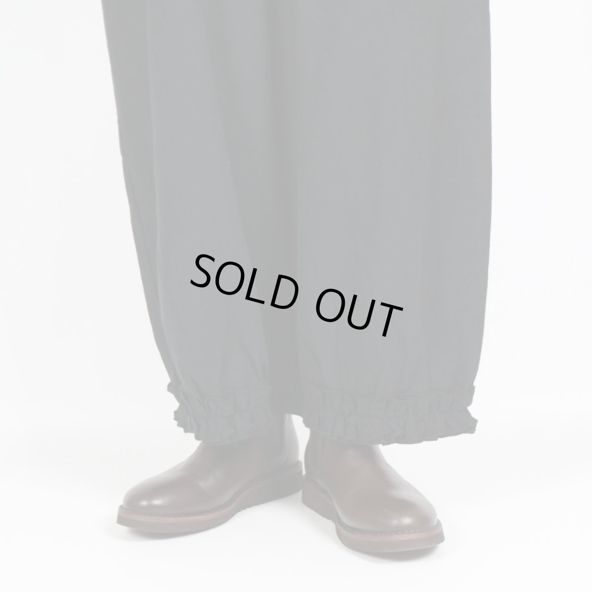 画像30: bluewillow コットン平織り無地起毛裾フリルパンツ 3色 (30)