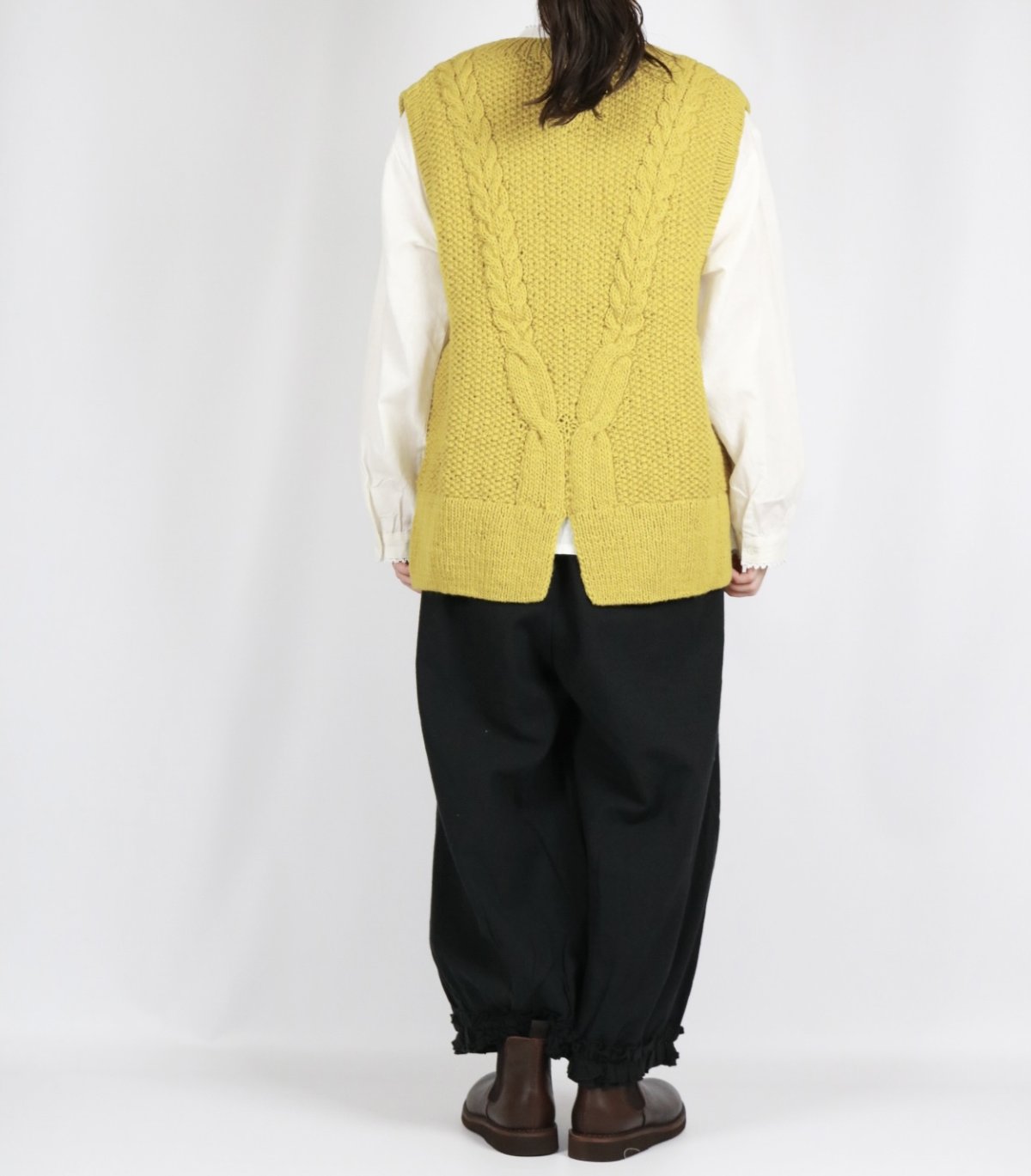 画像26: tumugu:　ロービングウール ケーブルニットベスト　3色 (26)