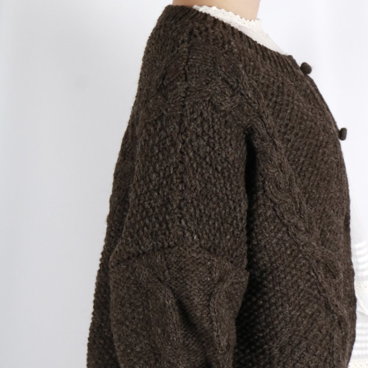 画像31: tumugu:　ロービングウール ケーブルニット カーディガン　3色 (31)