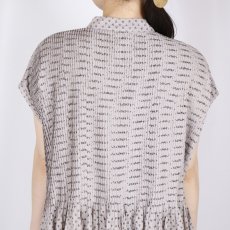 画像32: maison de soil  80s VOILE TRIANGLE BLOCK PRINT BANDED COLLAR FRENCH/SL DRESS WITH PINTUCK 2色2サイズ (32)