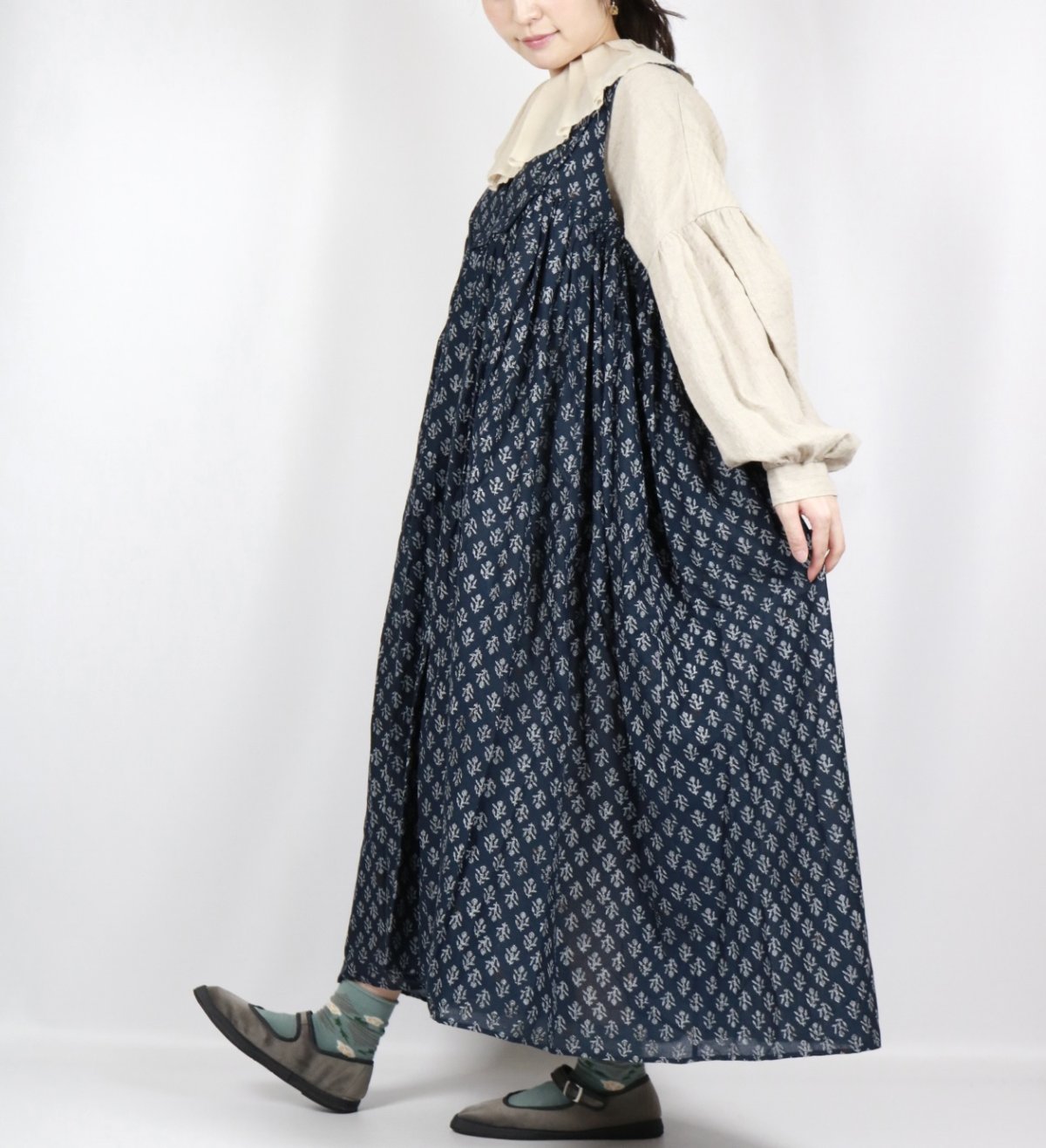 画像21: maison de soil  80s COTTON VOILE FLOWER BLOCK PRINT RAJASTHAN TUCK GATHERED NO/SL QUILTING DRESS 2色 2サイズ (21)