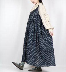 画像21: maison de soil  80s COTTON VOILE FLOWER BLOCK PRINT RAJASTHAN TUCK GATHERED NO/SL QUILTING DRESS 2色 2サイズ (21)