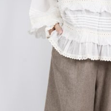 画像17: bluewillow コットン平織り無地起毛裾フリルパンツ 3色 (17)
