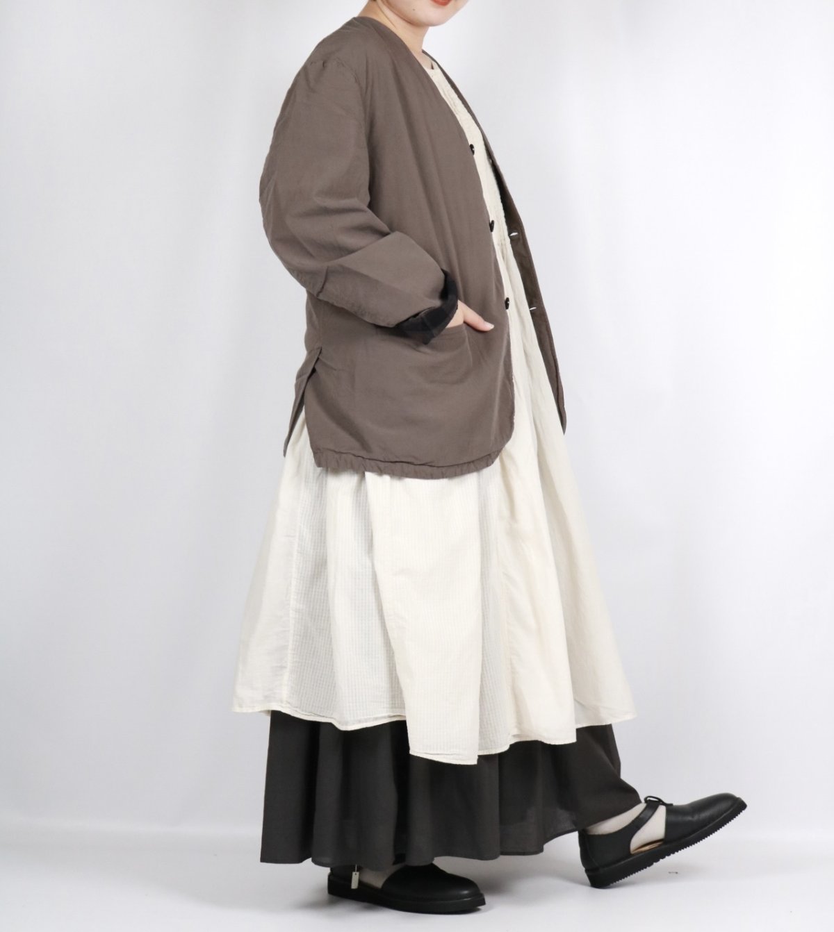 画像21:  Vas-y Lentement 40s ORGANIC POPLIN (OVERDYE) SIDE VENTS V-NECK JACKET 2色2サイズ (21)