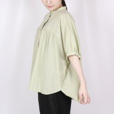 画像3: LUEUF   バンドカラー ギャザーシャツ  2色 (3)